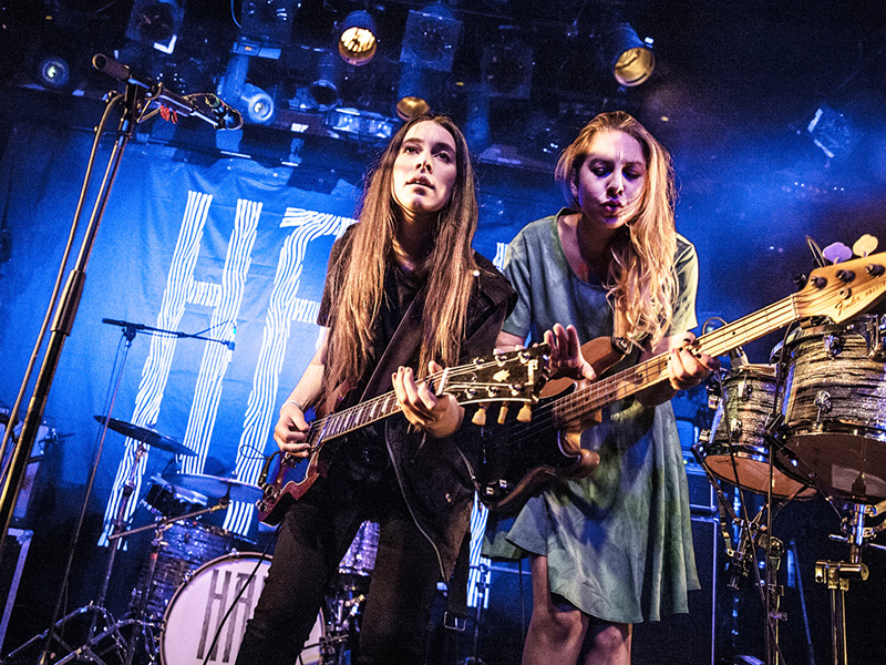 Haim: One More Haim Tour at Moda Center