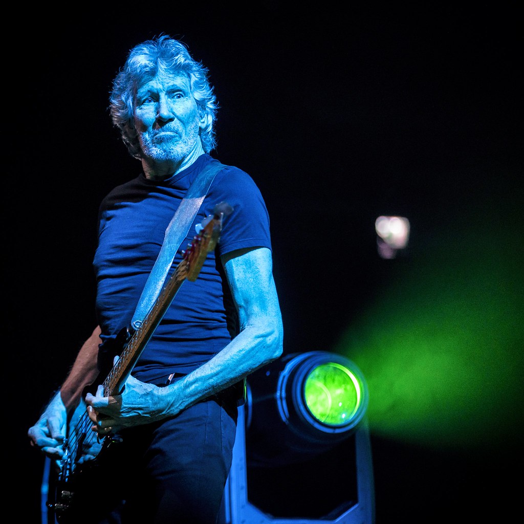 roger waters tour portland